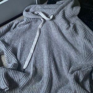 American Eagle Grey Sweater